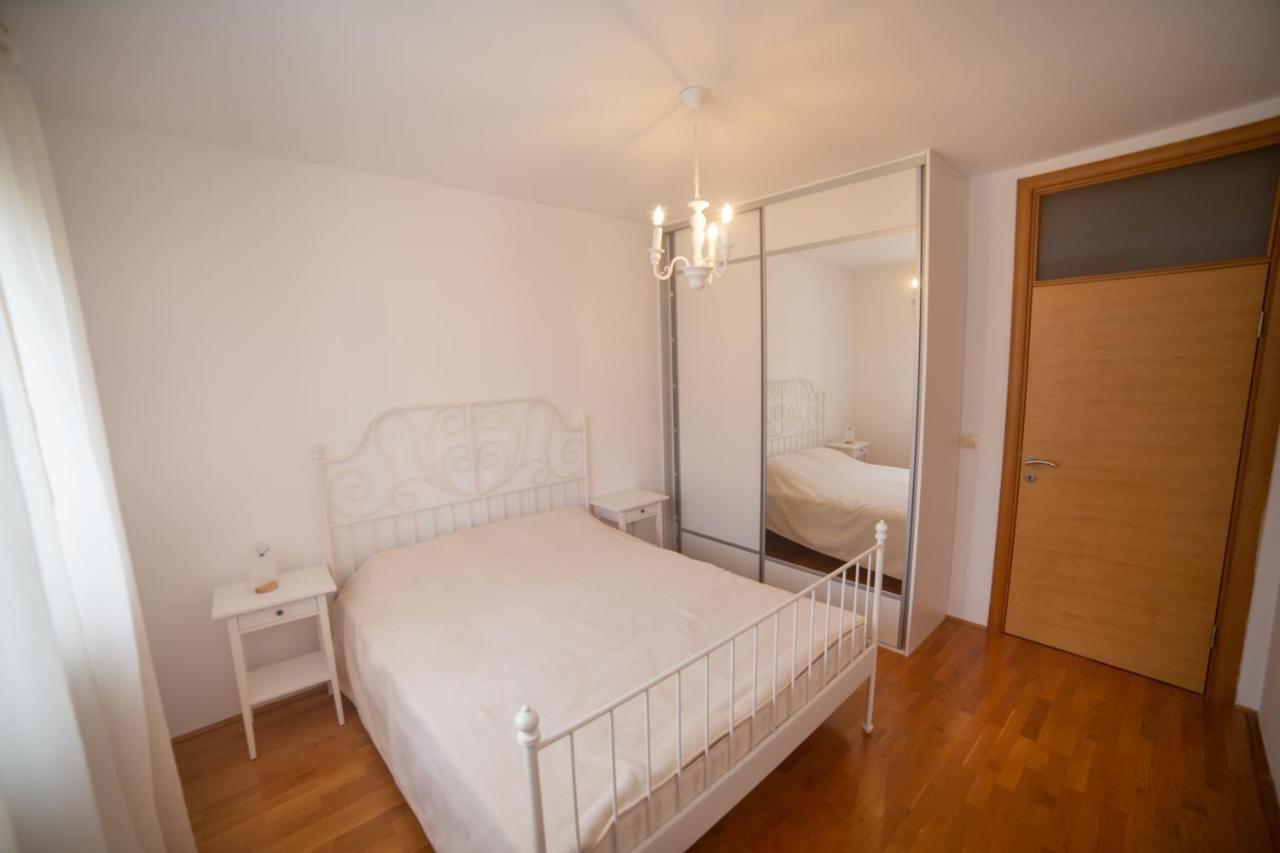 Apartment Plamenatz Бар Екстер'єр фото