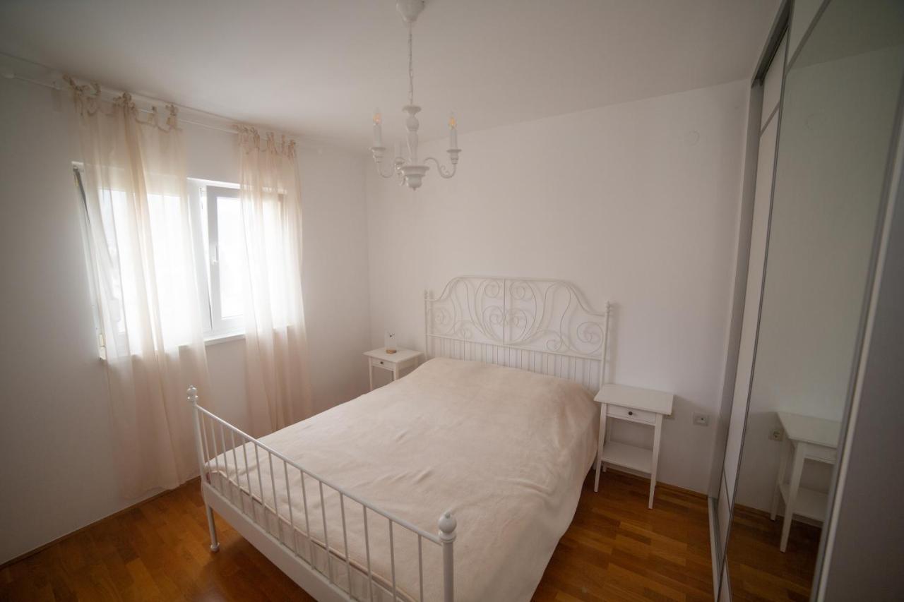 Apartment Plamenatz Бар Екстер'єр фото