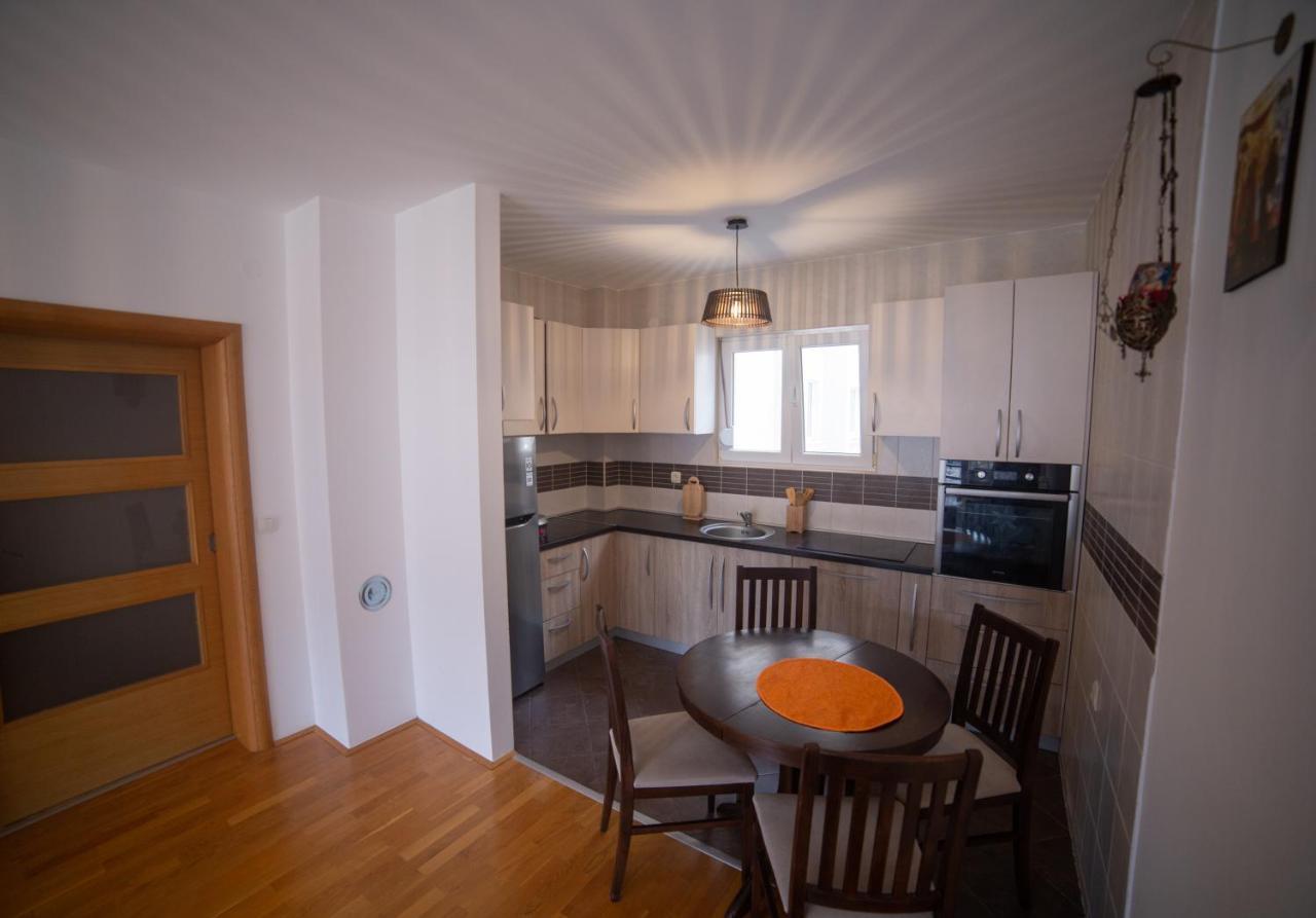Apartment Plamenatz Бар Екстер'єр фото