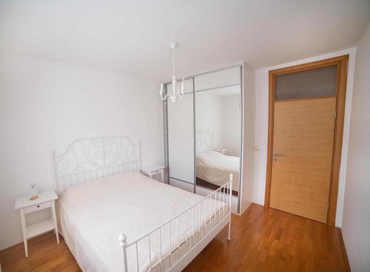 Apartment Plamenatz Бар Екстер'єр фото